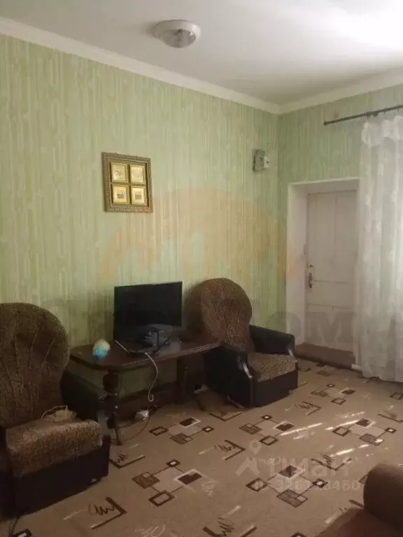 Дом в Крым, Сакский район, с. Митяево ул. Спортивная (267 м) - Фото 1