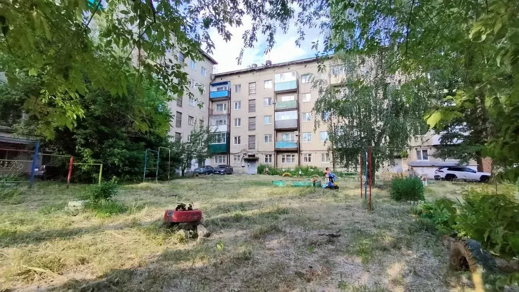1-к кв. Саратовская область, Вольск ул. Максима Горького, 1Б (31.9 м) - Фото 0