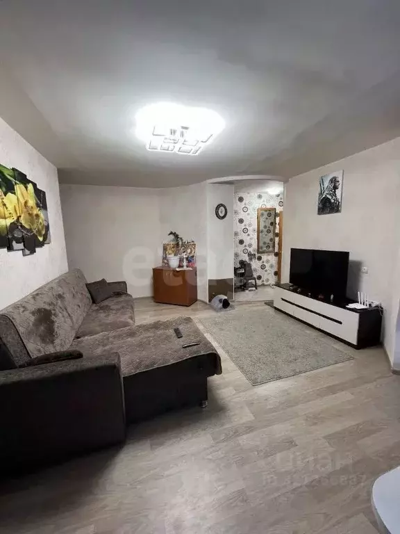 3-к кв. Брянская область, Брянск Советская ул., 50А (56.0 м) - Фото 1