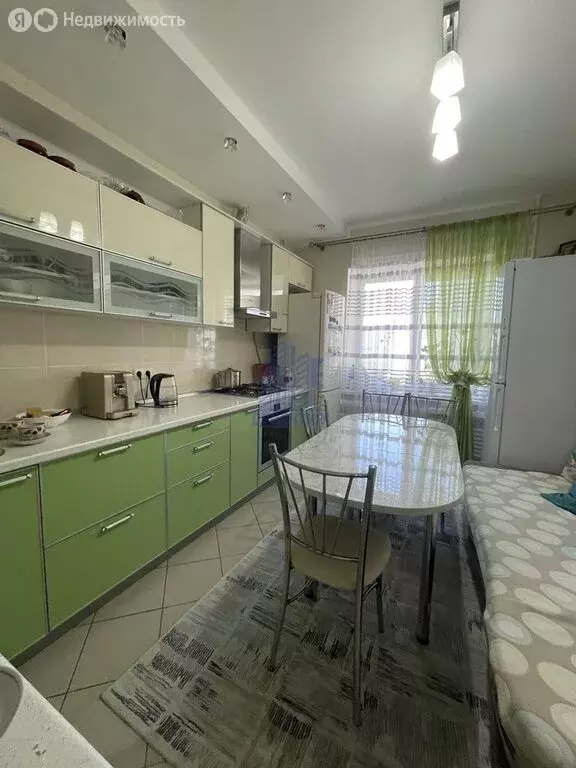 2-комнатная квартира: Чебоксары, Эгерский бульвар, 48 (65 м) - Фото 1