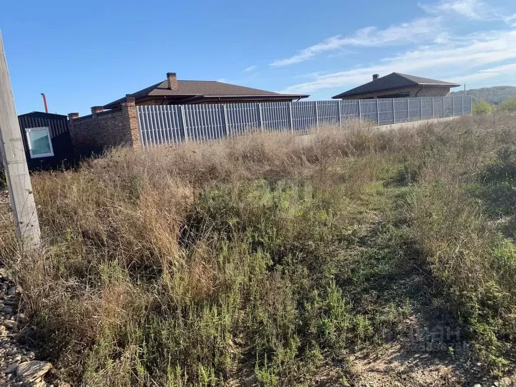 Участок в Адыгея, Майкоп городской округ, Гавердовский хут. пер. ... - Фото 1