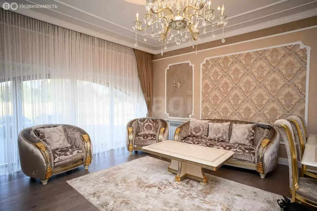 4-комнатная квартира: Тверь, 1-я улица Александра Невского, 10к19 ... - Фото 0