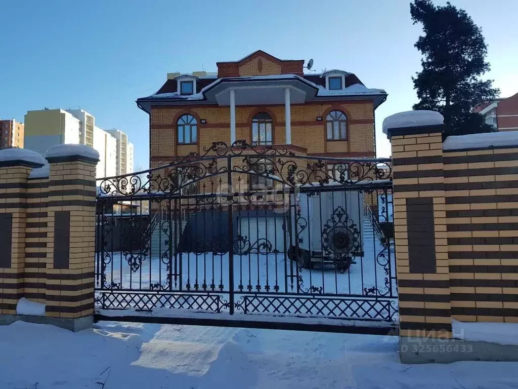 Дом в Иркутская область, Иркутск ул. Баррикад (498 м) - Фото 1