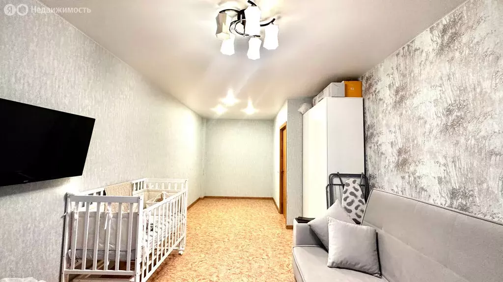 1-комнатная квартира: Пермь, улица Красные Казармы, 68 (37.4 м) - Фото 1