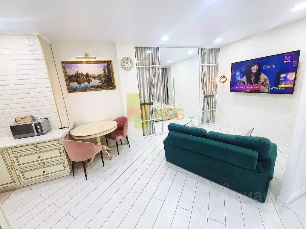 1-к кв. Омская область, Омск ул. Масленникова, 58 (54.0 м) - Фото 2