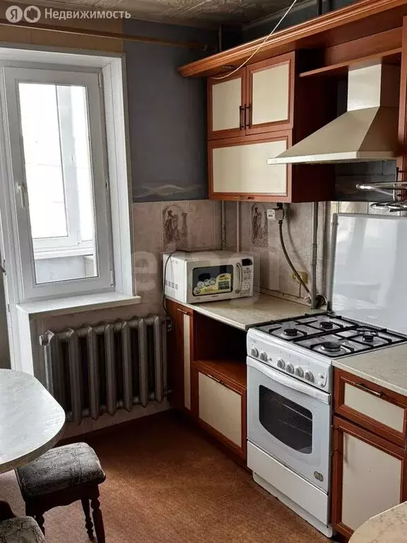 2-комнатная квартира: посёлок городского типа Медведево, улица Чехова, ... - Фото 1