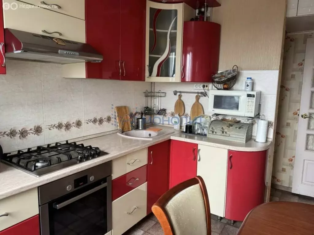 4-комнатная квартира: Нижний Новгород, улица Надежды Сусловой, 12к2 ... - Фото 1