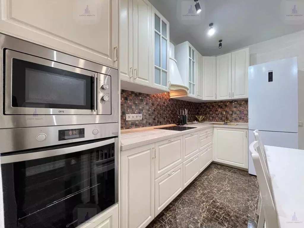 2-к кв. Москва ул. Мельникова, 3к1 (70.0 м) - Фото 2