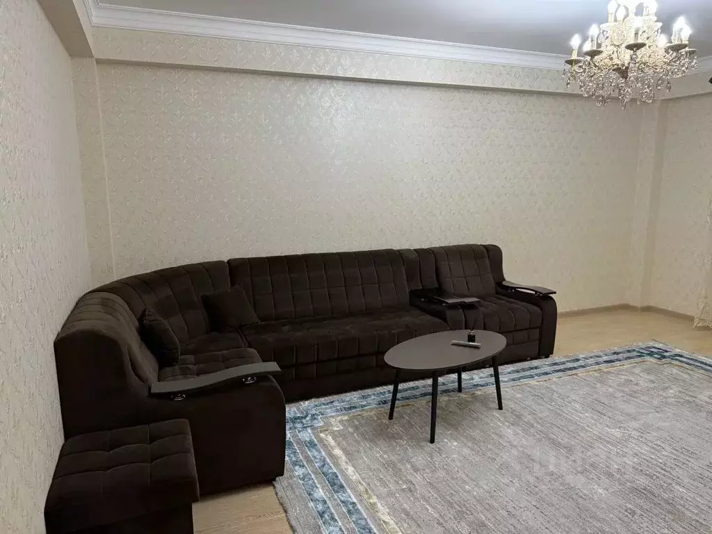 2-к кв. Дагестан, Дербент ул. Сальмана, 102В (80.0 м) - Фото 1