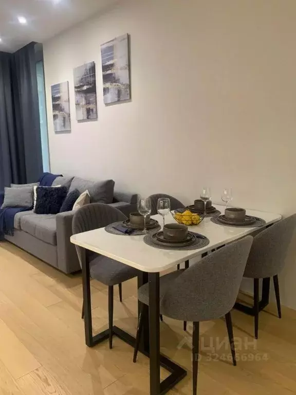 2-к кв. Москва Славянская пл., 2/5с1 (57.0 м) - Фото 1