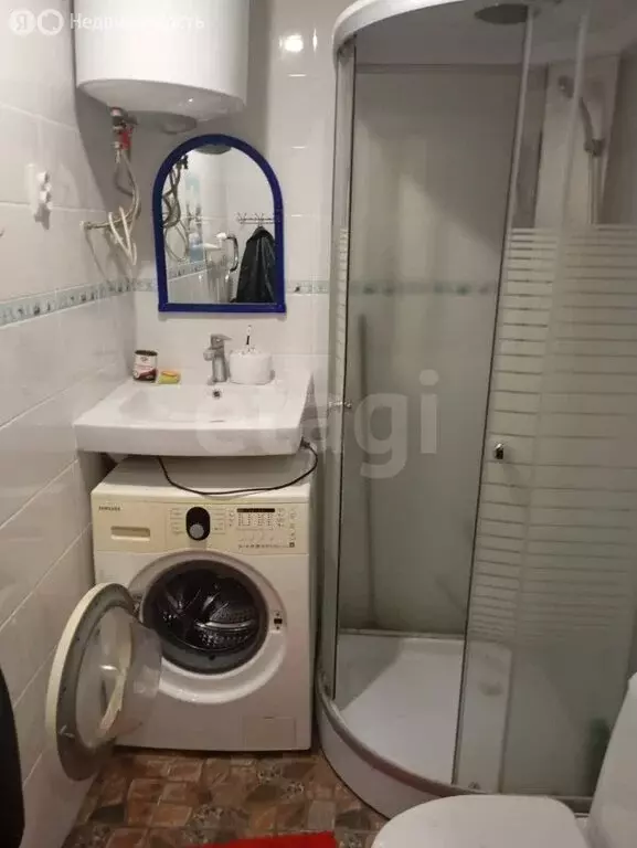 1-комнатная квартира: Омская область, рабочий посёлок Русская Поляна, ... - Фото 1