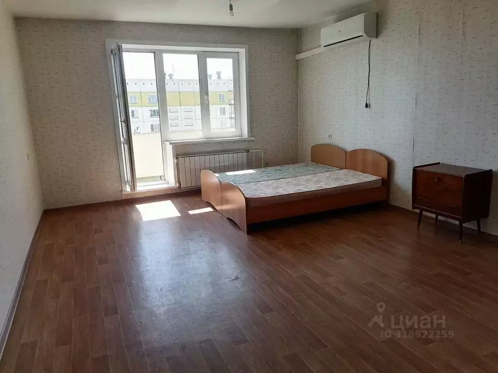 3-к кв. Кемеровская область, Новокузнецк ул. Березовая Роща, 26 (85.0 ... - Фото 0