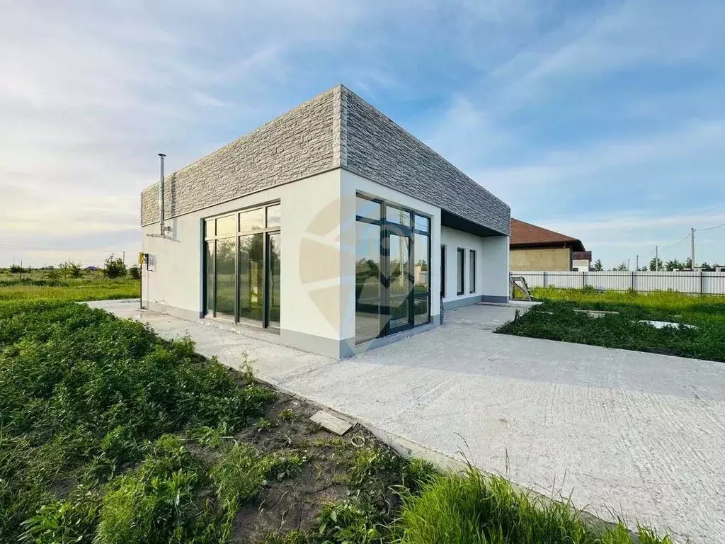 Дом в Белгородская область, Старооскольский городской округ, с. ... - Фото 2