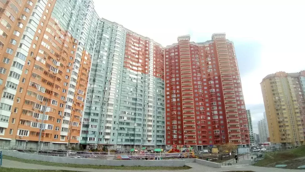 2-к кв. Москва ул. Вертолетчиков, 13 (63.0 м) - Фото 0