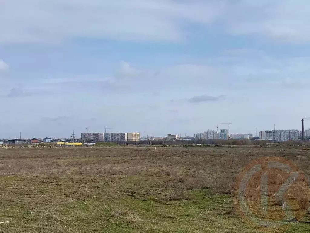 Участок в Крым, Сакский район, с. Уютное  (7.72 сот.) - Фото 0