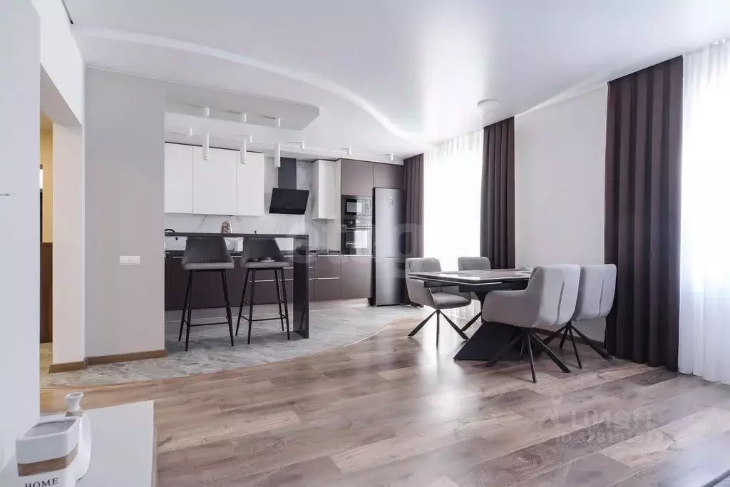 3-к кв. Амурская область, Благовещенск Политехническая ул., 1 (106.2 ... - Фото 1