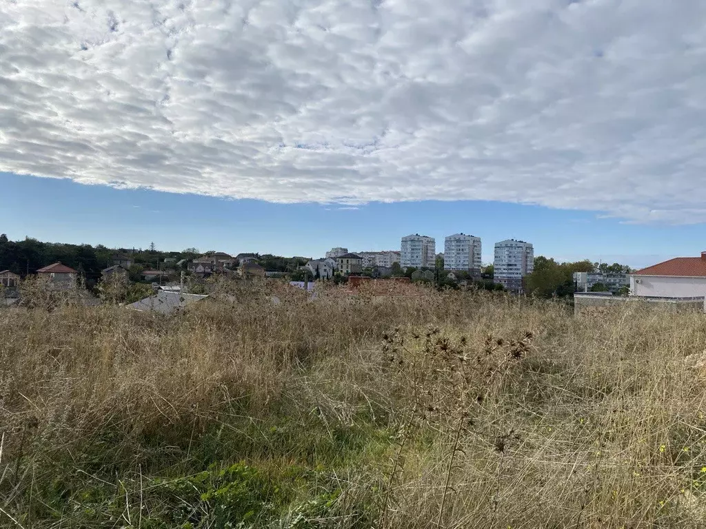 Участок в Севастополь ул. Редутная (10.0 сот.) - Фото 1