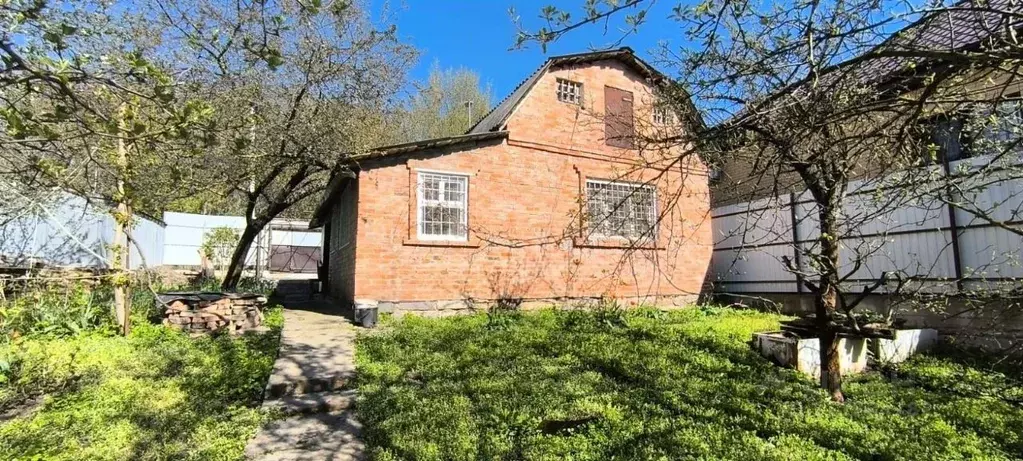 Дом в Ростовская область, Ростов-на-Дону Клюквенный пер., 9 (80 м) - Фото 1