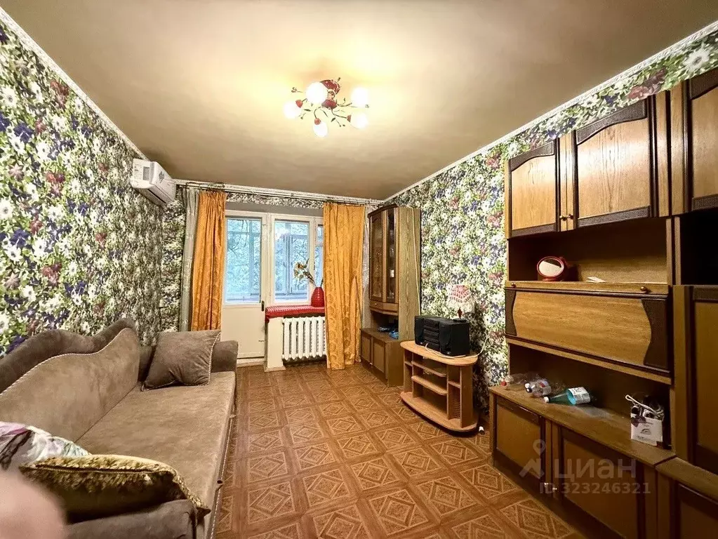 2-к кв. Волгоградская область, Волгоград ул. Николая Отрады, 5 (44.0 ... - Фото 1