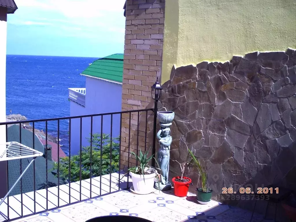 2-к кв. Крым, Алушта муниципальный округ, пос. Утес ул. Гагариной, ... - Фото 2