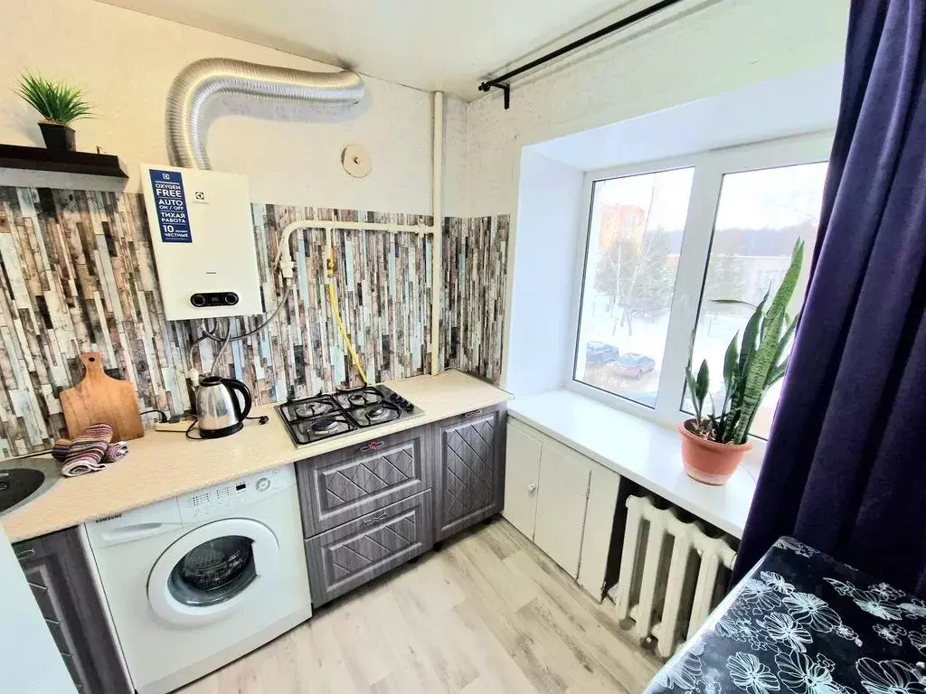 1-к кв. Татарстан, Зеленодольск ул. Карла Маркса, 54 (52.0 м) - Фото 1