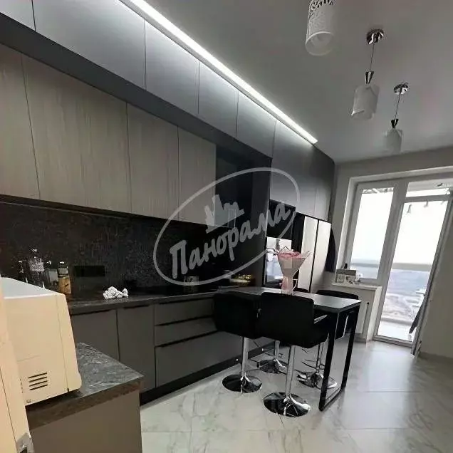 2-к кв. Калужская область, Калуга ул. Белинского, 2А (58.0 м) - Фото 1