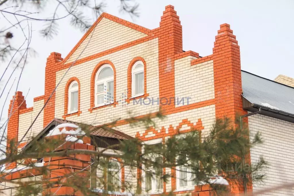 Дом в Нижегородская область, Нижний Новгород ул. Якова Шишкина (328 м) - Фото 1