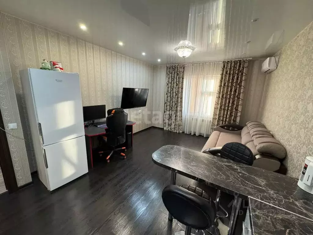 2-к кв. Саха (Якутия), Якутск ул. Севастопольская, 21/1 (44.3 м) - Фото 1