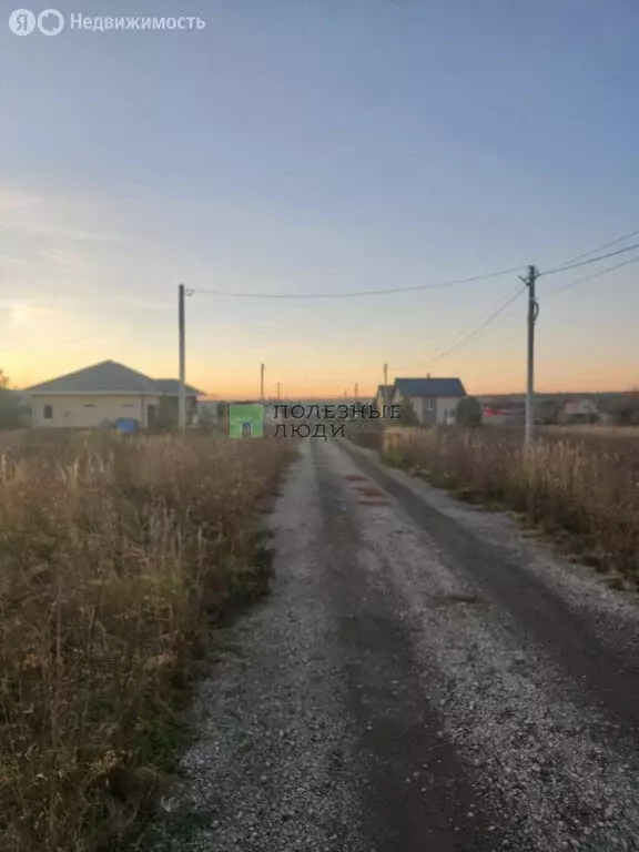 Участок в Завьяловский район, деревня Сизево, Приветливая улица (8 м) - Фото 0