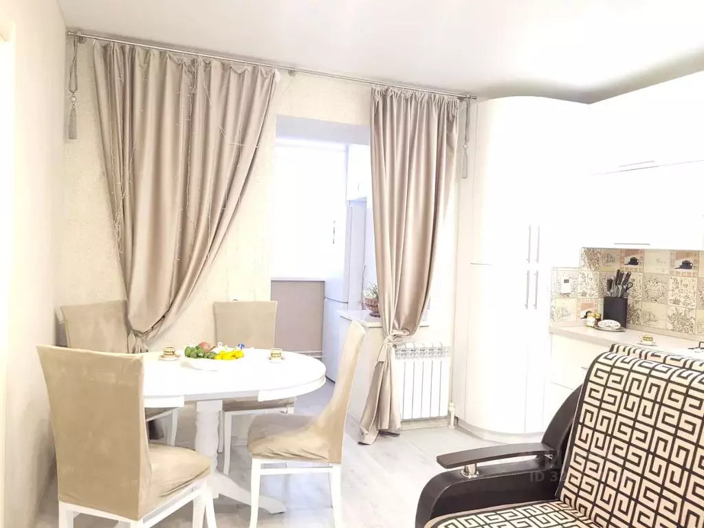 2-к кв. Владимирская область, Александров ул. Жулева, 2К1 (53.0 м) - Фото 0