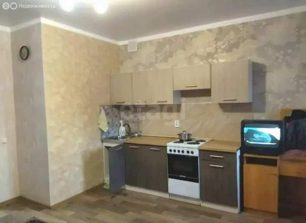Квартира-студия: Стерлитамак, проспект Октября, 95 (26.4 м) - Фото 2