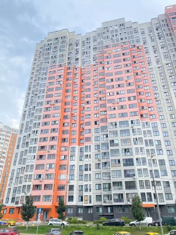 3-к кв. Московская область, Ленинский городской округ, Дрожжино пгт ... - Фото 0
