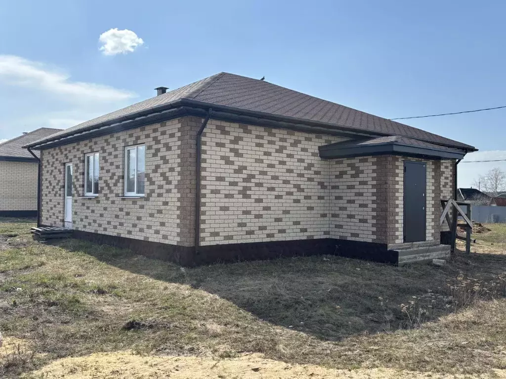 Дом в Воронежская область, Воронеж ул. Первоцветная, 19 (115 м) - Фото 1