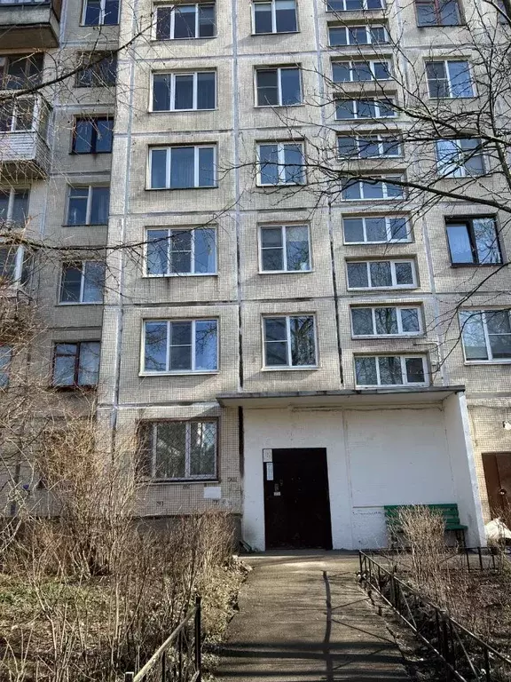 3-к кв. Санкт-Петербург просп. Художников, 33К1 (62.0 м) - Фото 1