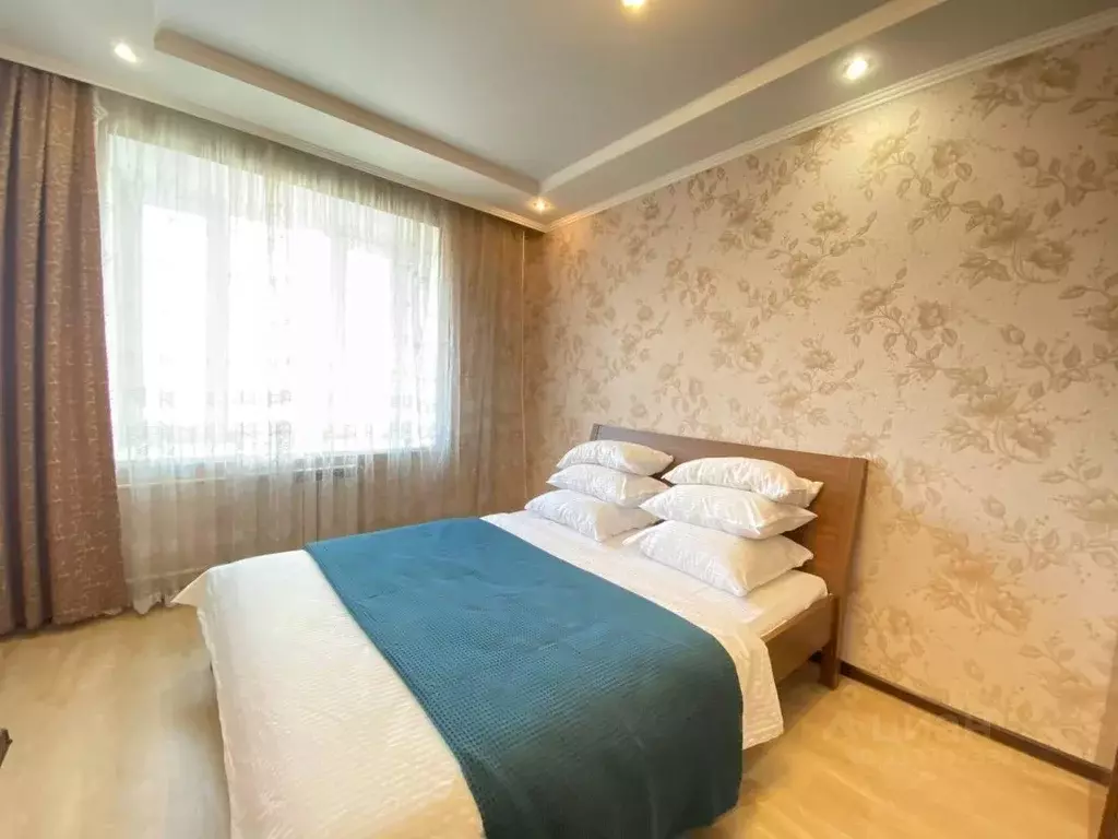2-к кв. Татарстан, Казань ул. Сибгата Хакима, 35 (70.0 м) - Фото 0