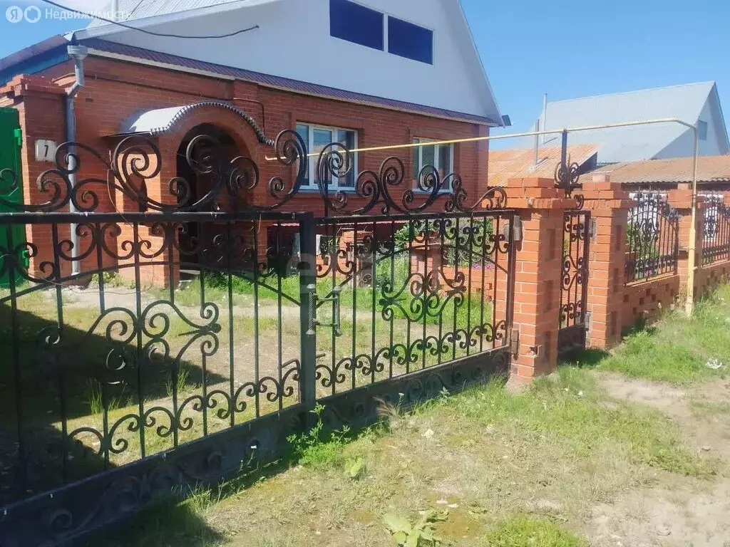 Дом в Миасский городской округ, село Черновское, Школьная улица (99 м) - Фото 0