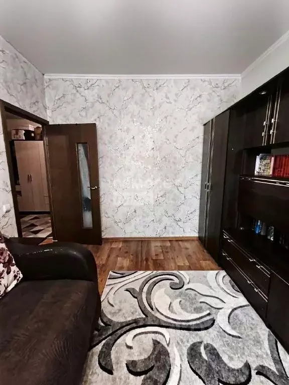 2-к кв. Омская область, Омск просп. Комарова, 16 (52.8 м) - Фото 1