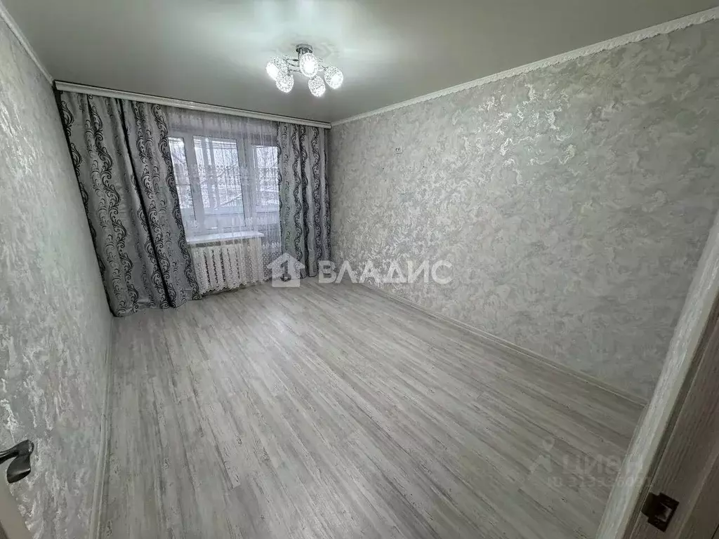 2-к кв. Владимирская область, Гусь-Хрустальный ул. Микрорайон, 15 ... - Фото 0