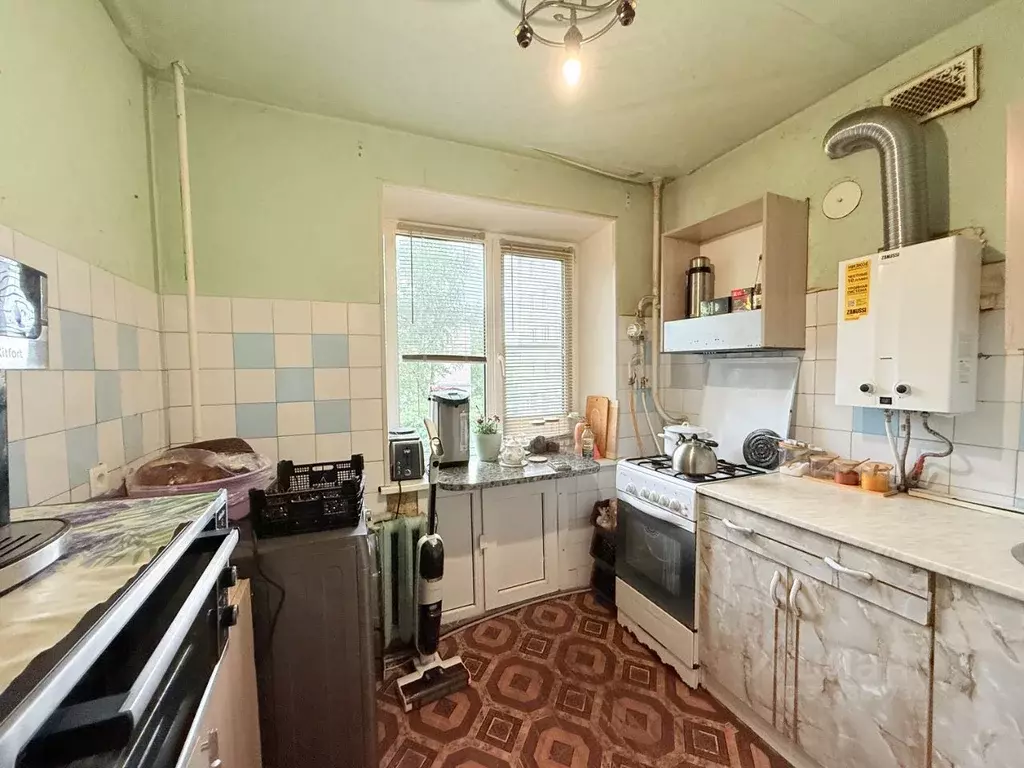3-к кв. Новгородская область, Валдай Октябрьская ул., 20/21 (58.1 м) - Фото 0