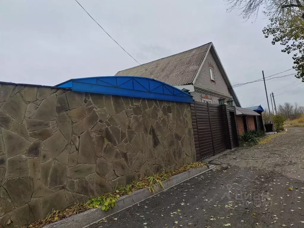 Дом в Ростовская область, Морозовск ул. Кривошлыкова, 5 (110 м) - Фото 1