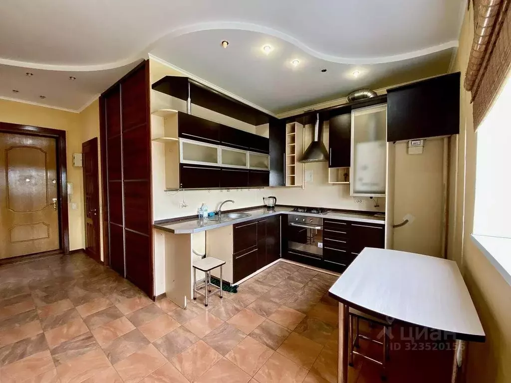 2-к кв. Ставропольский край, Ставрополь ул. Осипенко, 8 (71.0 м) - Фото 0