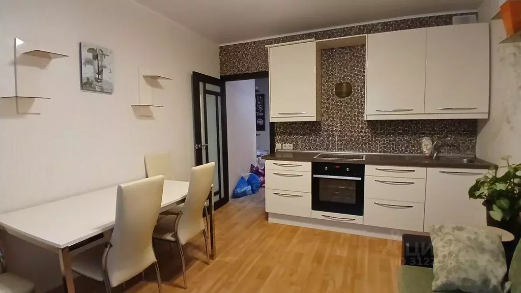 1-к кв. Самарская область, Тольятти ул. Толстого, 10 (49.8 м) - Фото 2