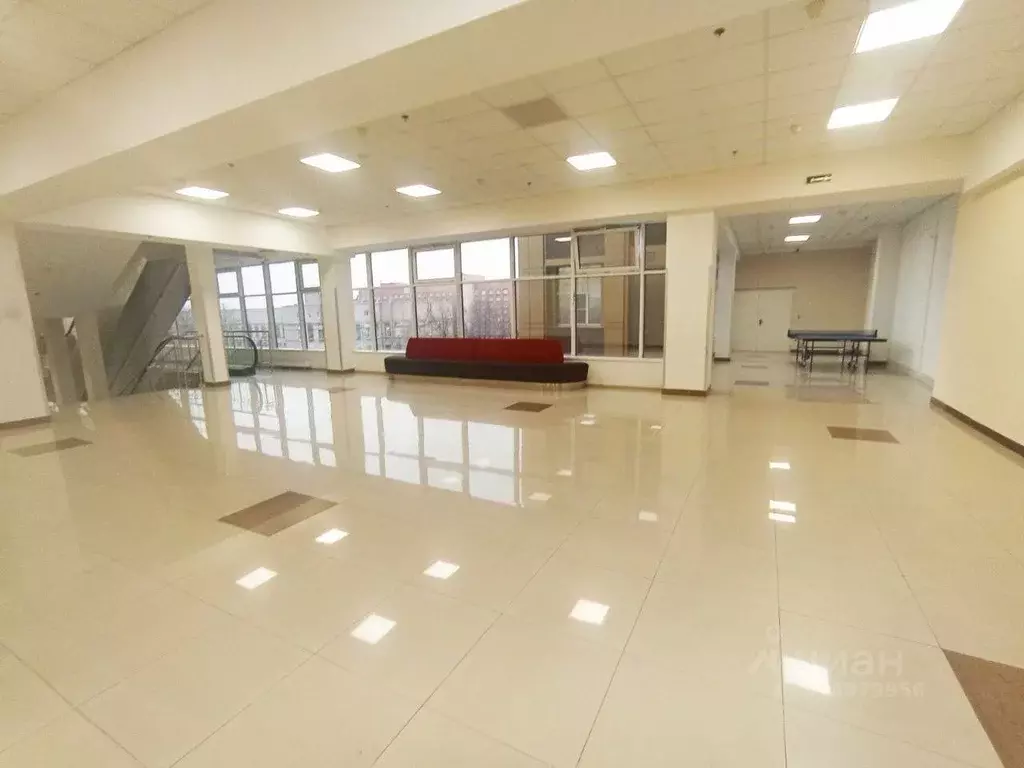 Помещение свободного назначения в Санкт-Петербург Новолитовская ул., ... - Фото 1