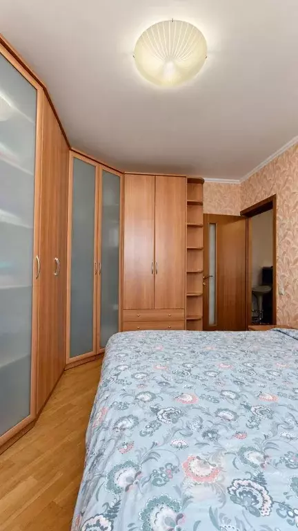 Квартира, 3 комнаты, 76 м - Фото 2
