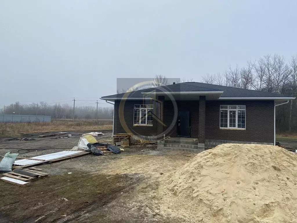 Дом в Белгородская область, Старооскольский городской округ, с. ... - Фото 2