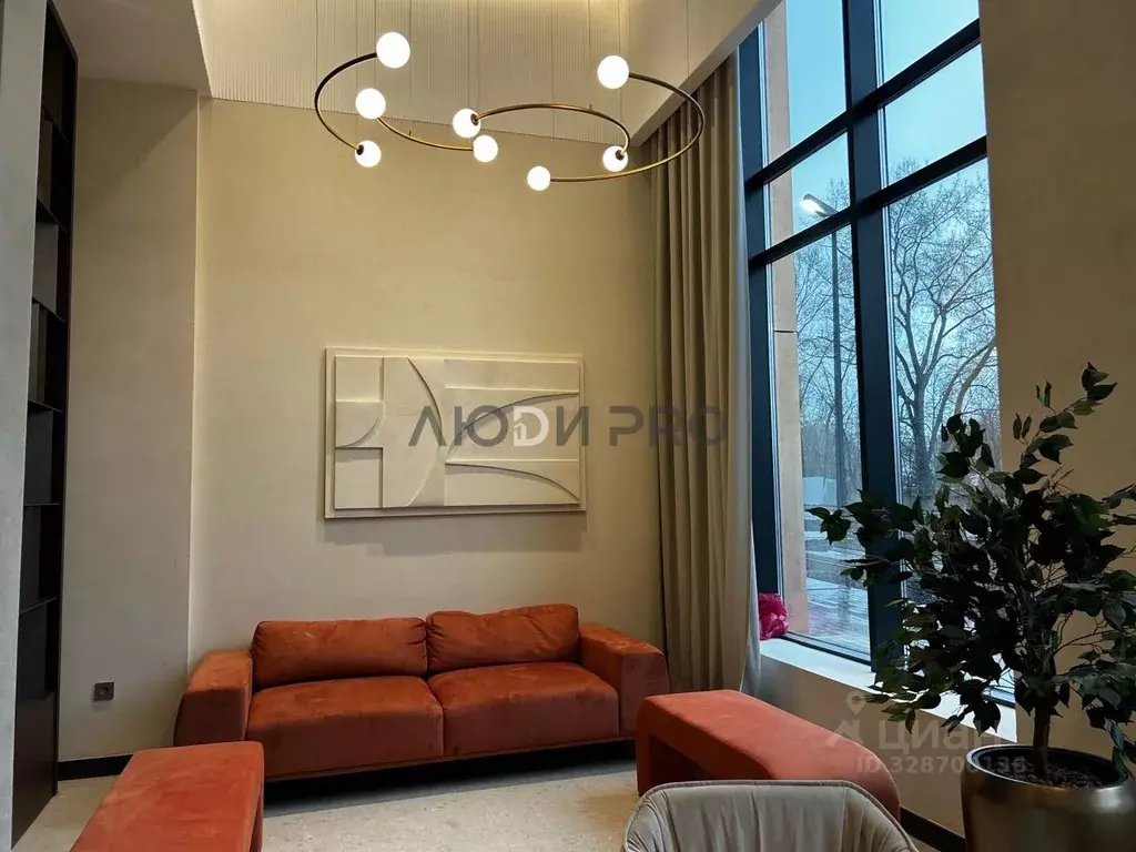 3-к кв. Башкортостан, Уфа ул. Расула Гамзатова, 5 (70.5 м) - Фото 1