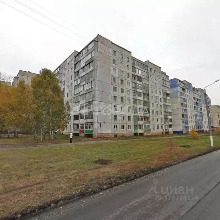 3-к кв. Алтайский край, Барнаул ул. Солнечная Поляна, 23 (62.1 м) - Фото 0