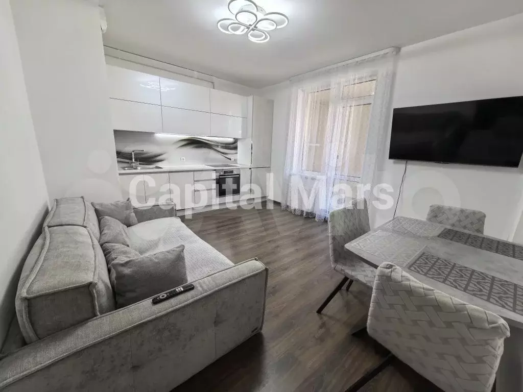 2-к. квартира, 60 м, 4/14 эт. - Фото 1