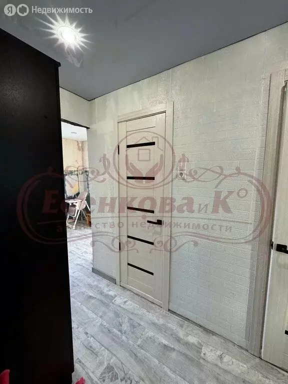 1-комнатная квартира: Курган, жилой район Заозёрный, 5-й микрорайон, 1 ... - Фото 2