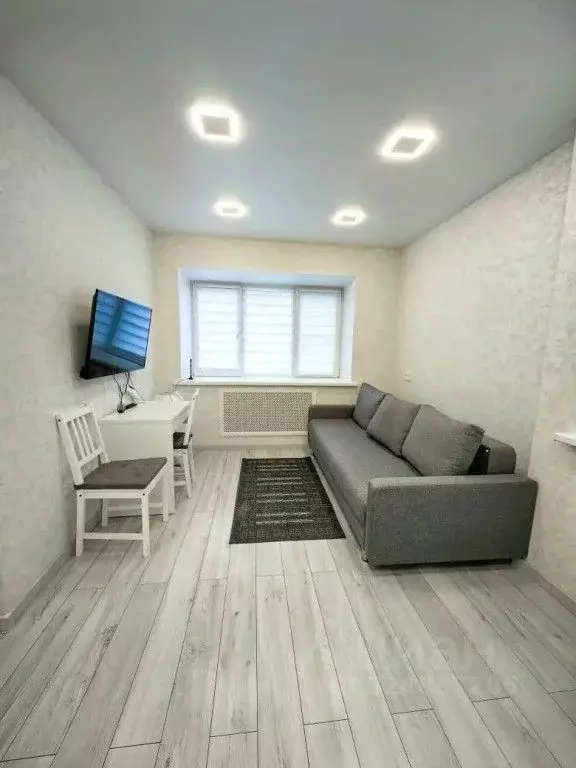 1-к кв. Нижегородская область, Выкса ул. Красные зори, 11 (33.0 м) - Фото 1